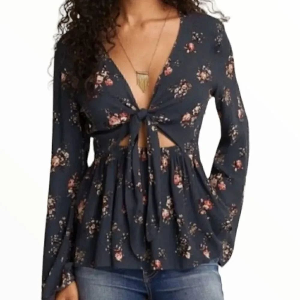 EC AMERICAN EAGLE BOHO FLORAL TIE IN THE FRONT FLORAL BLOUSE SZ.XS
